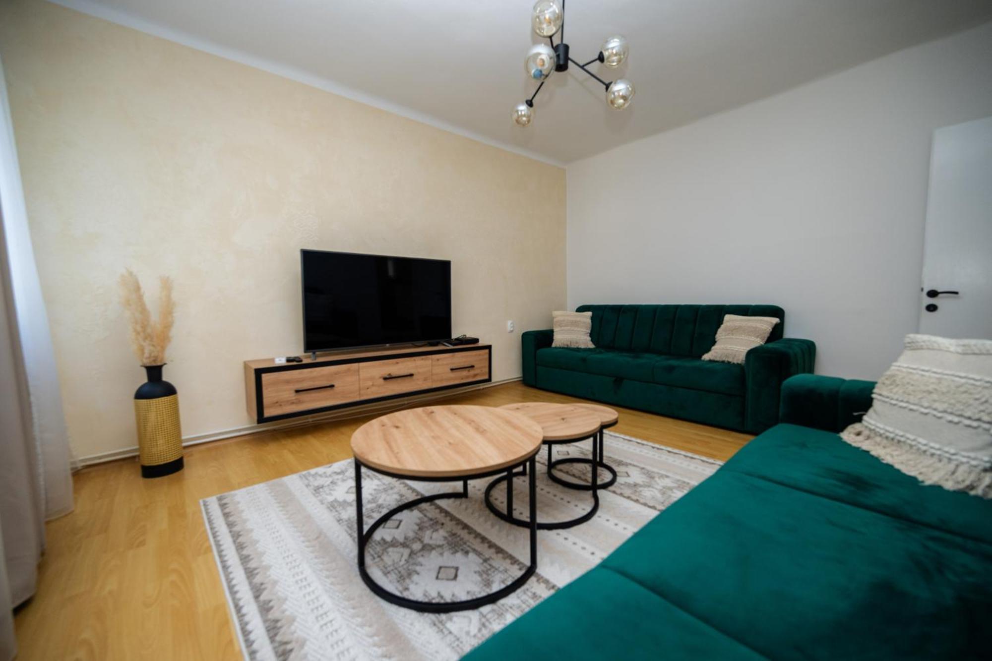 Cozy One-Bedroom Apartment Near City Center SJJ Buitenkant foto